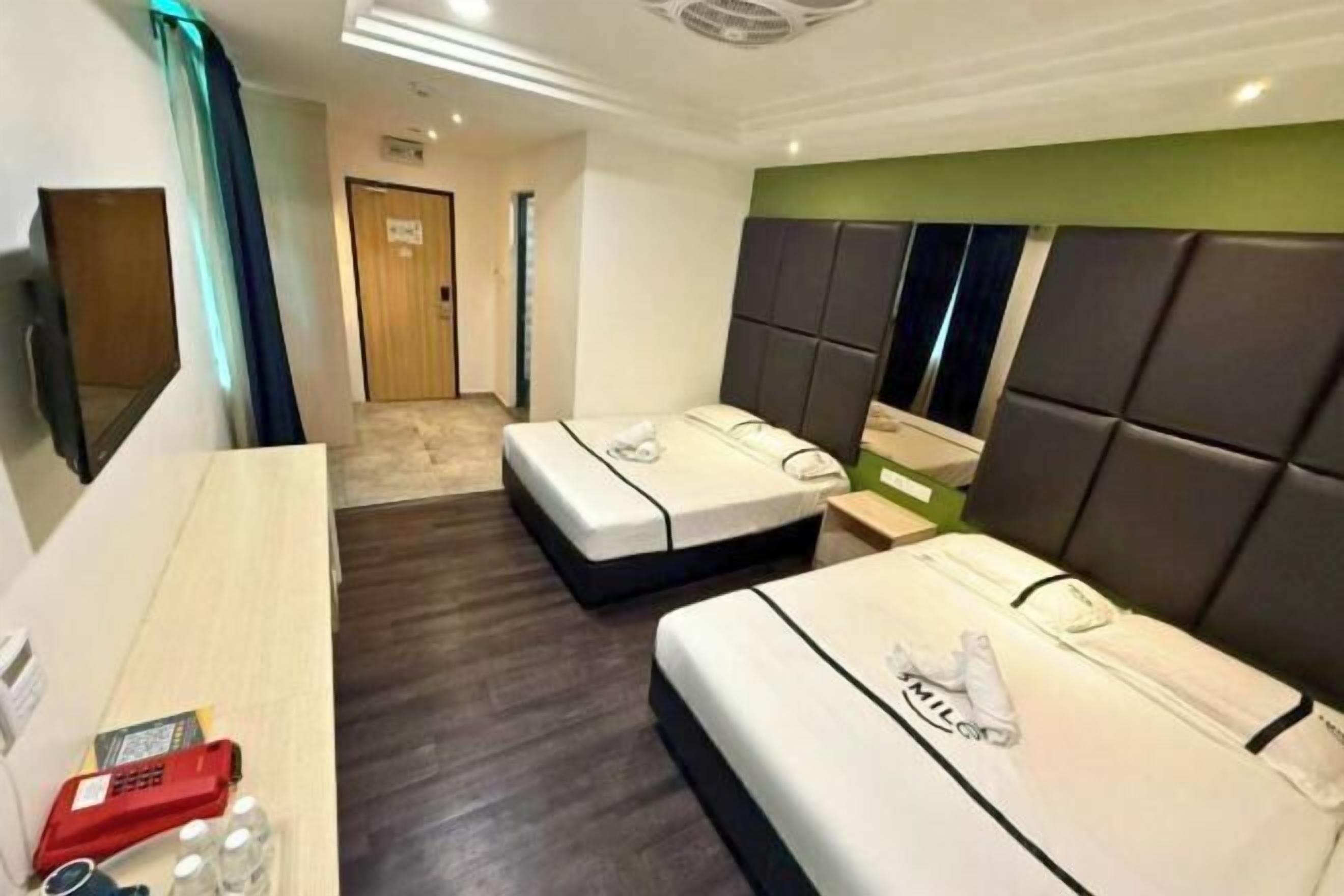 Bureau, fer et planche à repasser, Wi-Fi gratuit