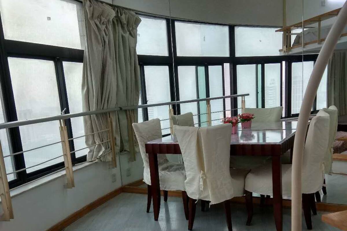 Design Double Room | Minibar, desk, blackout drapes, iron/ironing board