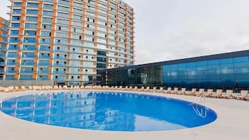 Indoor pool, seasonal outdoor pool