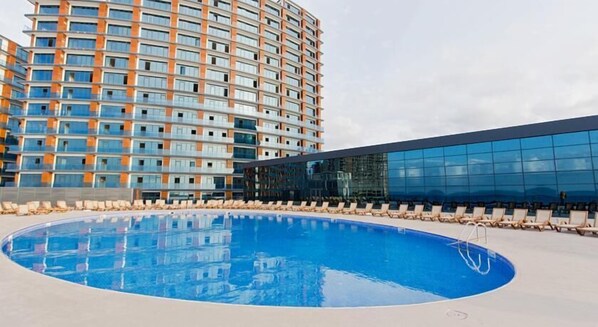 Indoor pool, seasonal outdoor pool