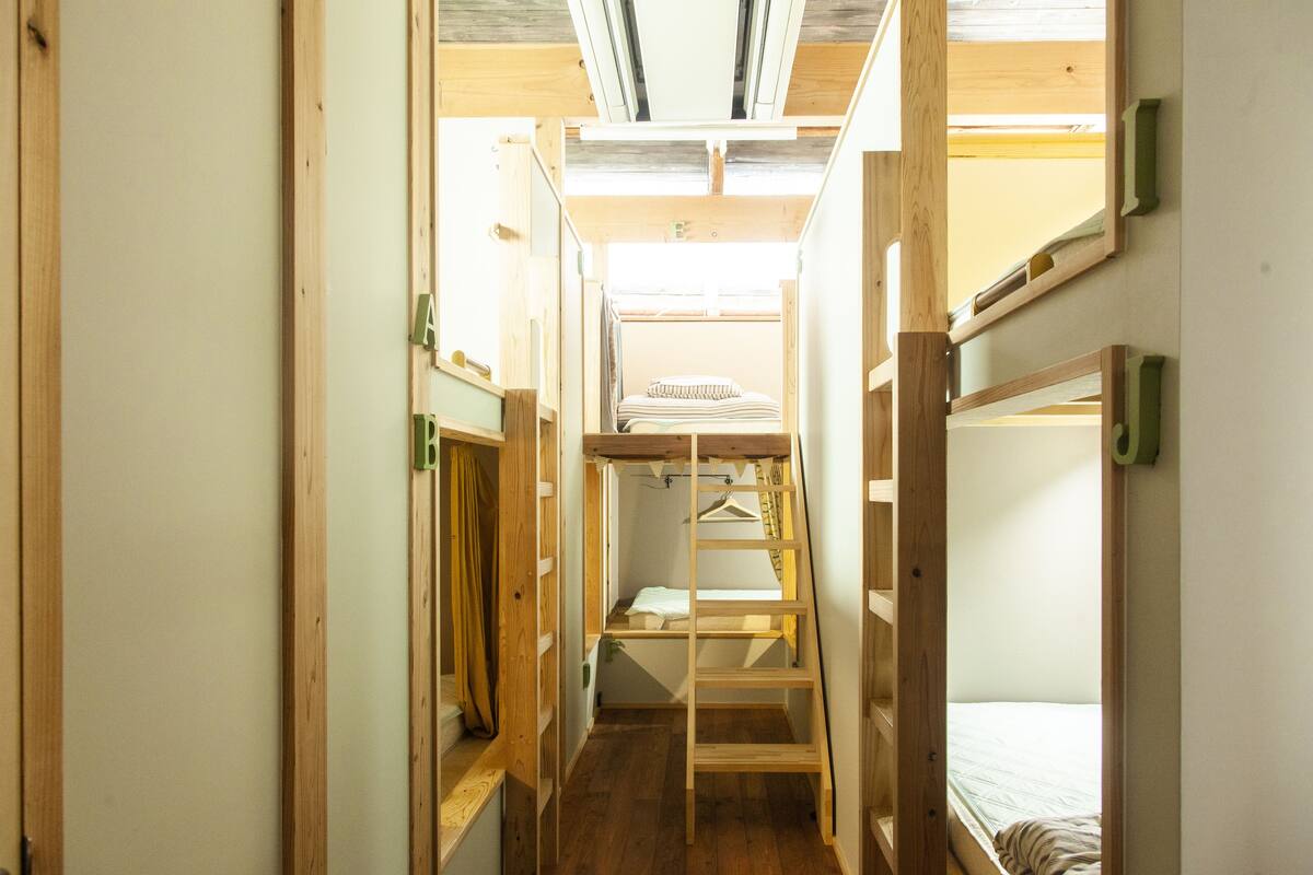 Couette en duvet d'oie, coffres-forts dans les chambres