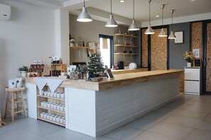 Reception - Sleeping Well Chiangkhong - Hostel (Chiang Khong)