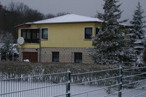 Uklassifisert bilde, 3 av 10, knapp