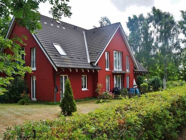 Imagen sin descripción, 1 de 14, botón