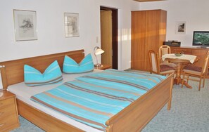 1 camera, Wi-Fi, lenzuola