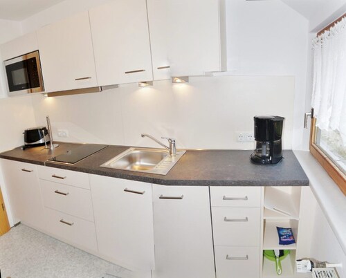 Holiday home Bodden 47003 - Thatched cottage 47001