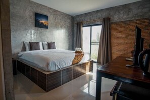 Deluxe Double Room | Desk, blackout drapes, free WiFi - Long Lake Resort (Si Racha)