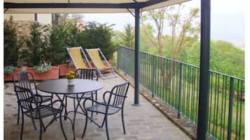 Quadruple Room, Terrace | Terrace/patio