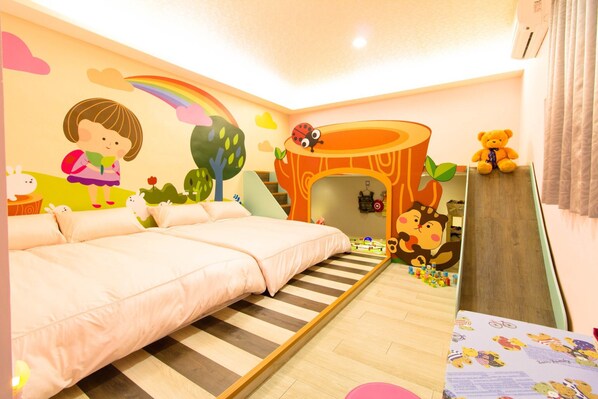 Children’s theme room