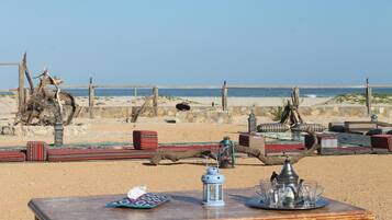 ํด๋ณ์ ์์น, ๋ฐฑ์ฌ์ฅ, ๋ฌด๋ฃ ๋น์น ์นด๋ฐ๋, ์ผ๊ด์ ์์