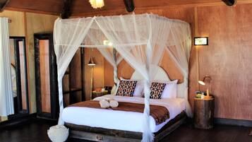 ๋ฏธ๋๋ฐ, ๊ฐ๊ฐ ๋ค๋ฅธ ์คํ์ผ์ ์ธํ
๋ฆฌ์ด, ๊ฐ๊ฐ ๋ค๋ฅด๊ฒ ๊ฐ๊ตฌ ๋น์น, ์๋ง ์ปคํผ