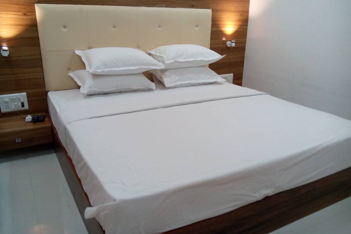 Habitación Royal | Tabla de planchar con plancha y wifi gratis
