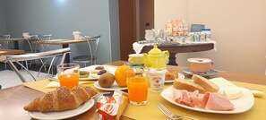 Daily continental breakfast for a fee