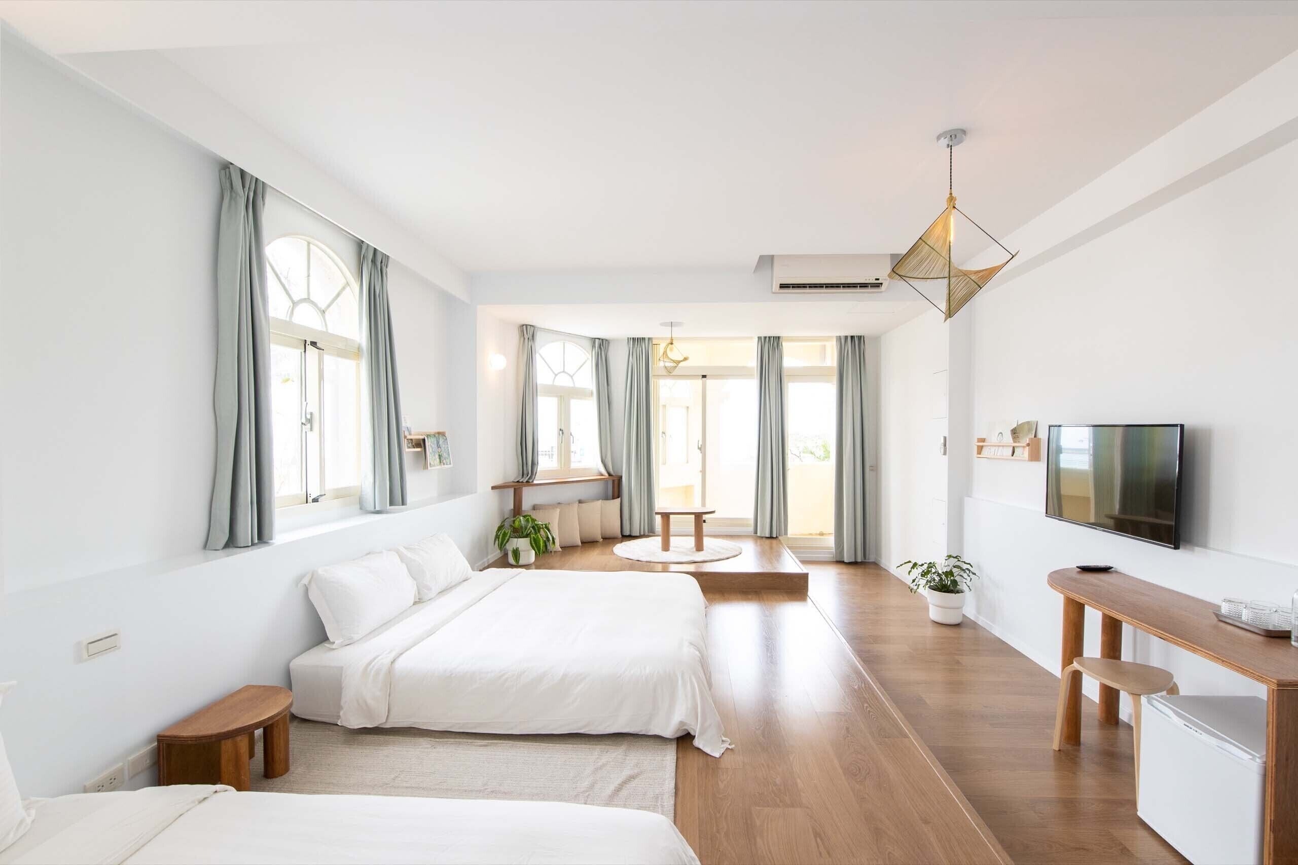 Family Quadruple Room, 2 Queen Beds, Balcony, Ocean View