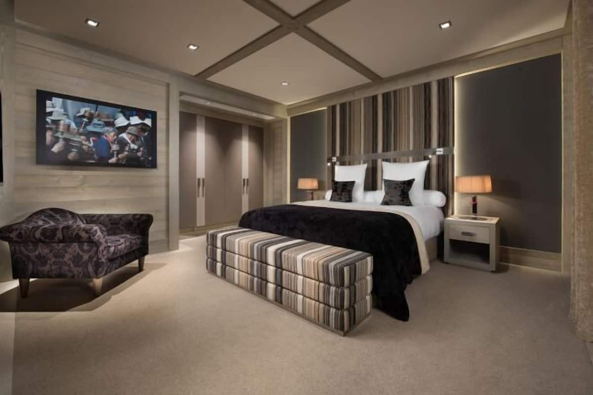 1 slaapkamer, luxe beddengoed, een minibar, een kluis op de kamer