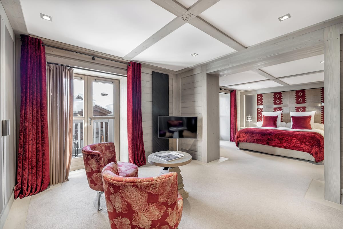 Comfort Double Room | 1 bedroom, premium bedding, minibar, in-room safe