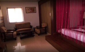 Biancheria da letto di alta qualità, minibar, una cassaforte in camera
