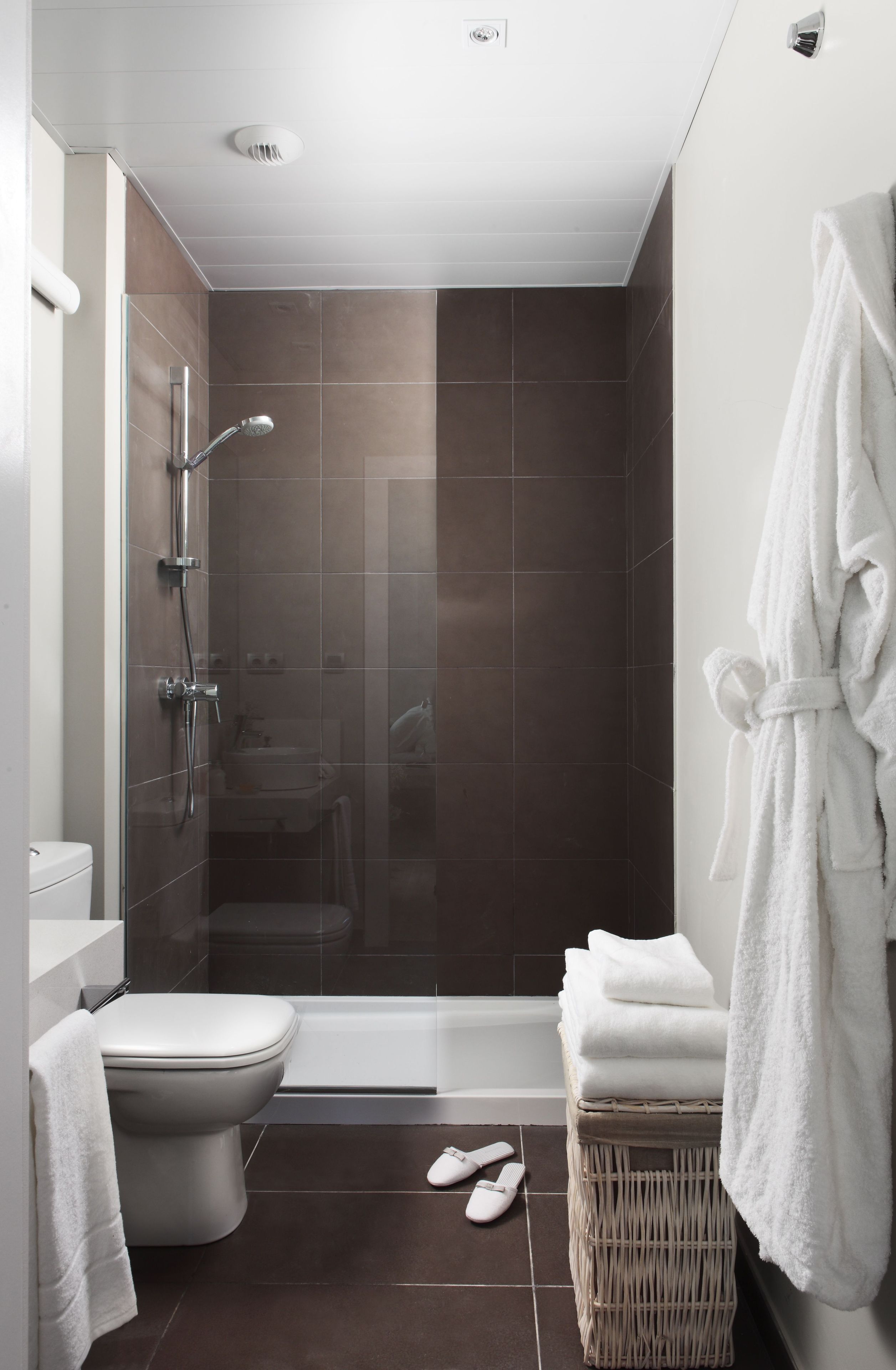 Badkamer met douche