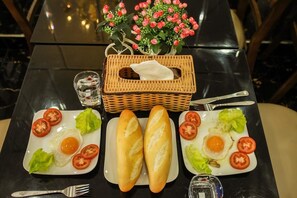 Food and drink - SH Homestay (Hue)