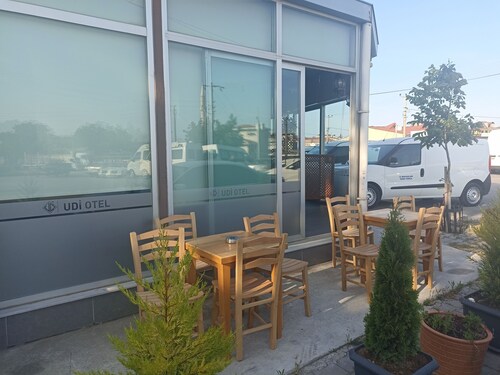 Udi Hotel