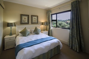 Family House, 4 Bedrooms, Golf View