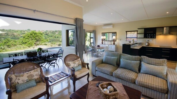 Unclassified image, 1 of 16, button - 10 Baluwatu (Ballito)