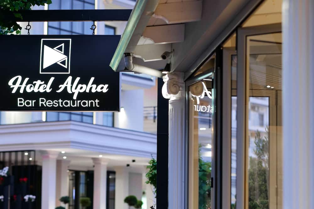 Hotel Alpha