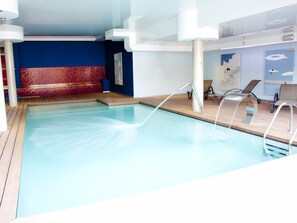 A heated pool - Posada La Torre de los Isla & Spa (Hazas de Cesto)