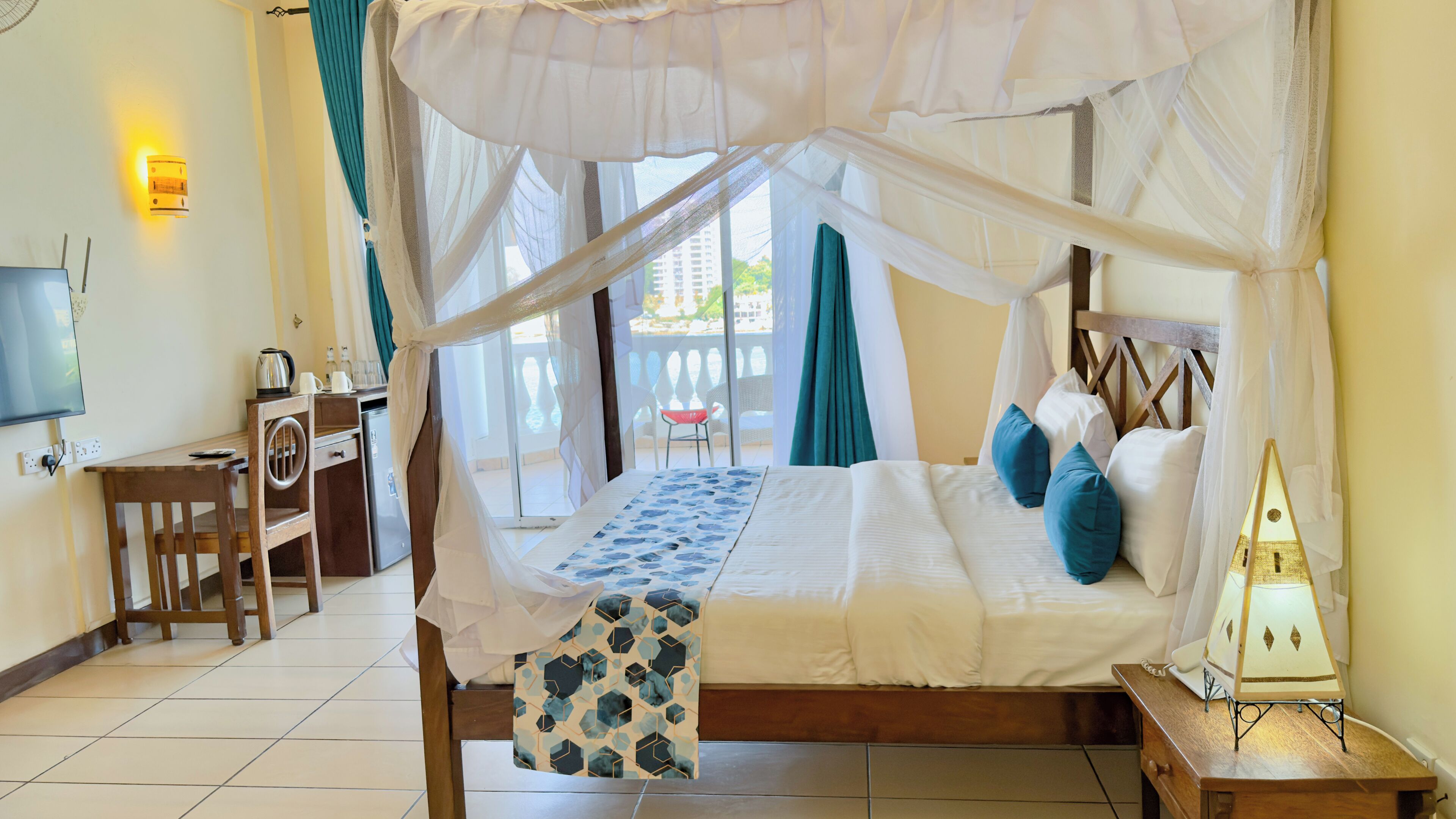 Deluxe Room, Creek View  | Frigobar, cofres nos quartos, escrivaninha, quartos à prova de som