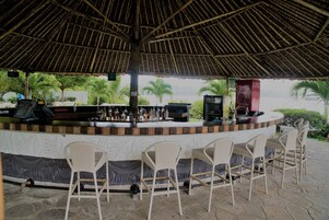 Poolside bar