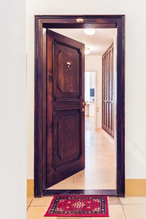Property entrance - Ofenloch Apartments (Vienna)