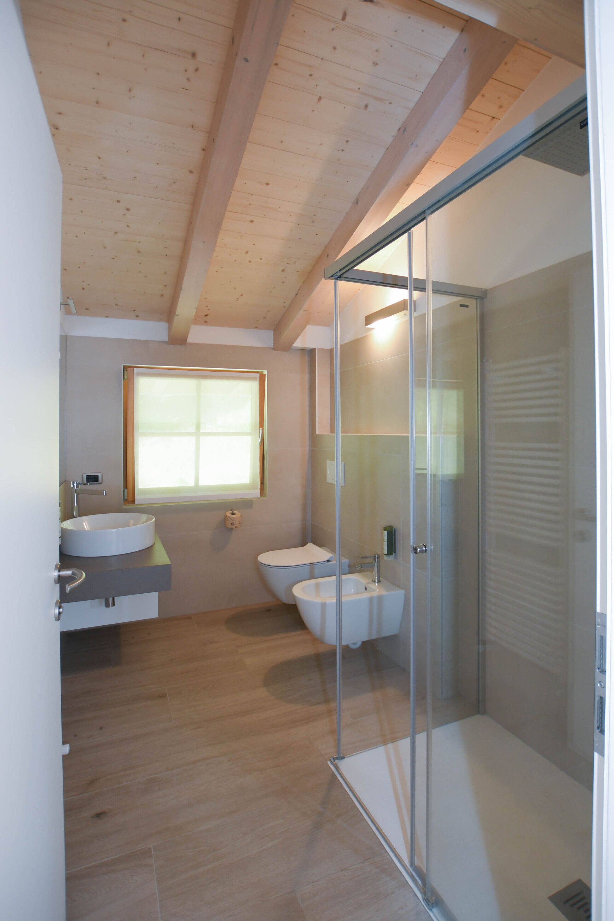 Doppia Deluxe, vista vigneti | Bagno | Doccia, set di cortesia gratuito, asciugacapelli, asciugamani