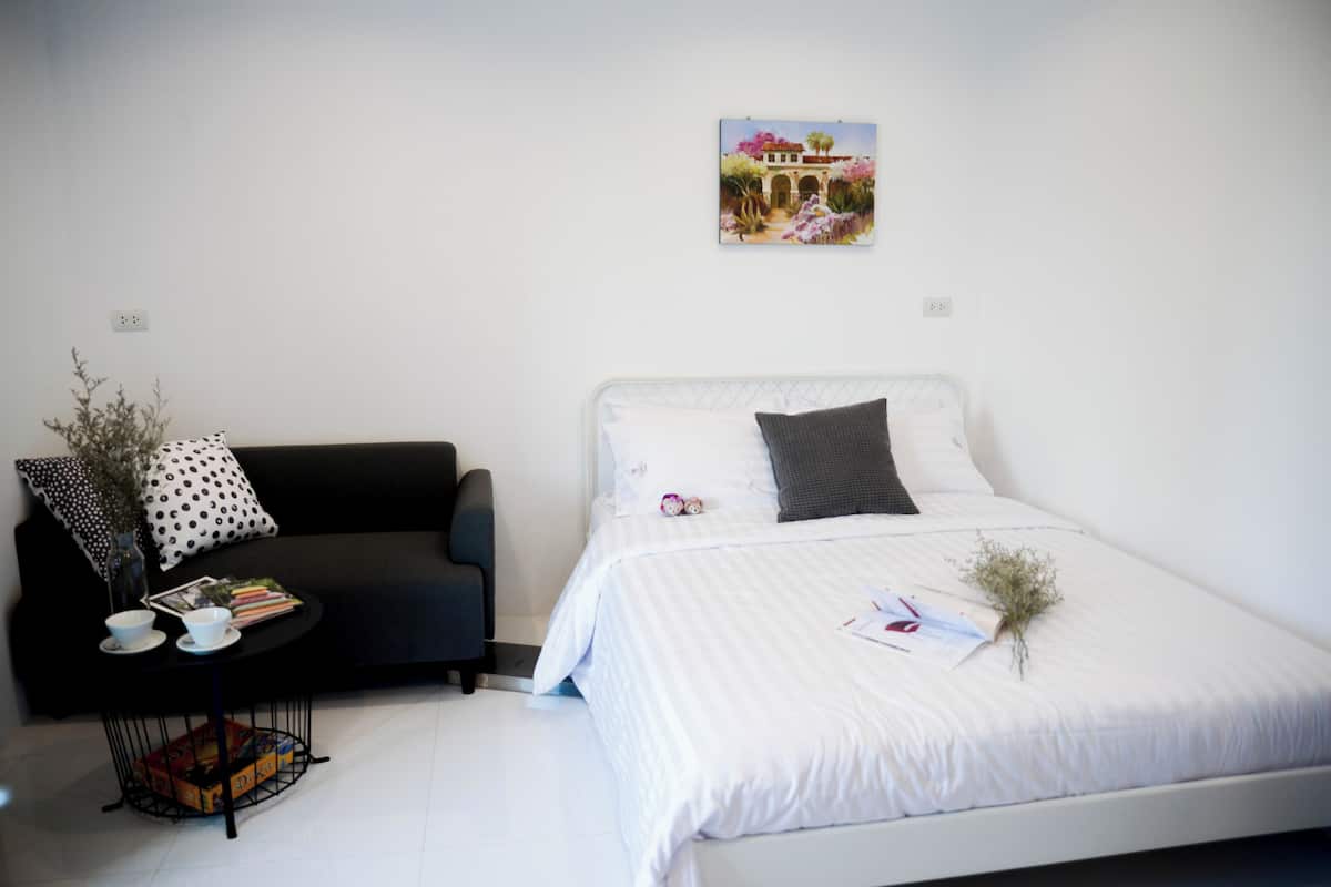 Studio Room with Balcony | Minibar, in-room safe, blackout curtains, free WiFi