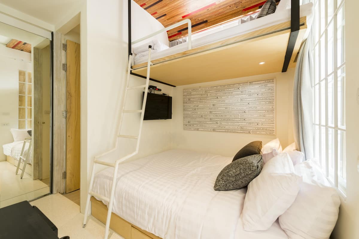 Standardzimmer | Minibar, Zimmersafe, Verdunkelungsvorhänge, Zustellbetten