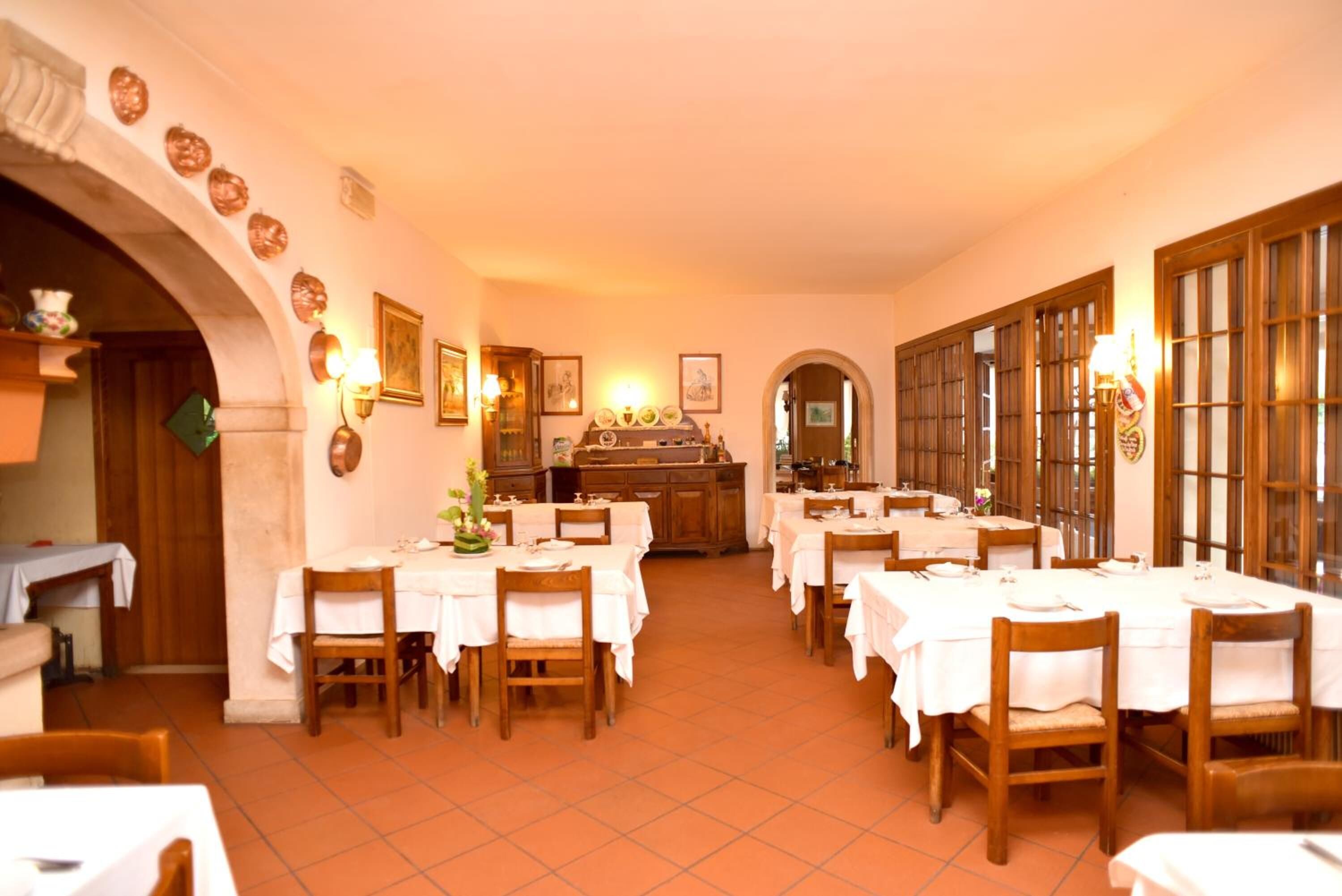 restaurant
