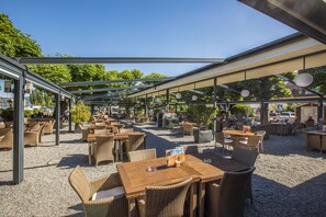 Servei de restauració a l'aire lliure