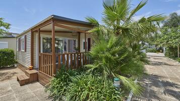 Bungalow, 3 Bedrooms (Eden) (6 people) | Garden view