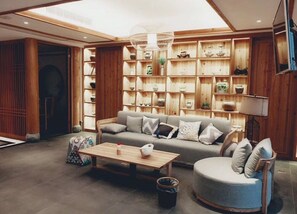 Sala de estar en el lobby