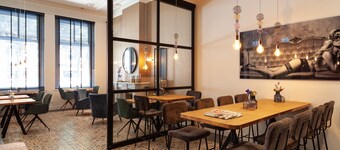 โฮเทล จูเลียน