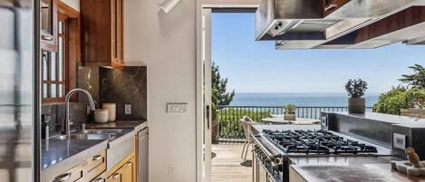 High chair, cookware/dishes/utensils