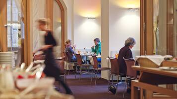 Free daily local cuisine breakfast