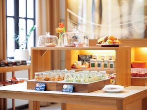 Free daily local cuisine breakfast  - Hotel Victoria (Nuremberg)