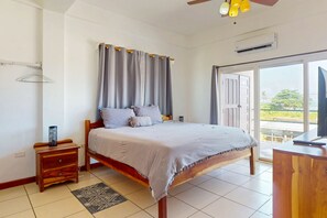 2 Schlafzimmer, Bügeleisen/Bügelbrett, Internetzugang, Bettwäsche