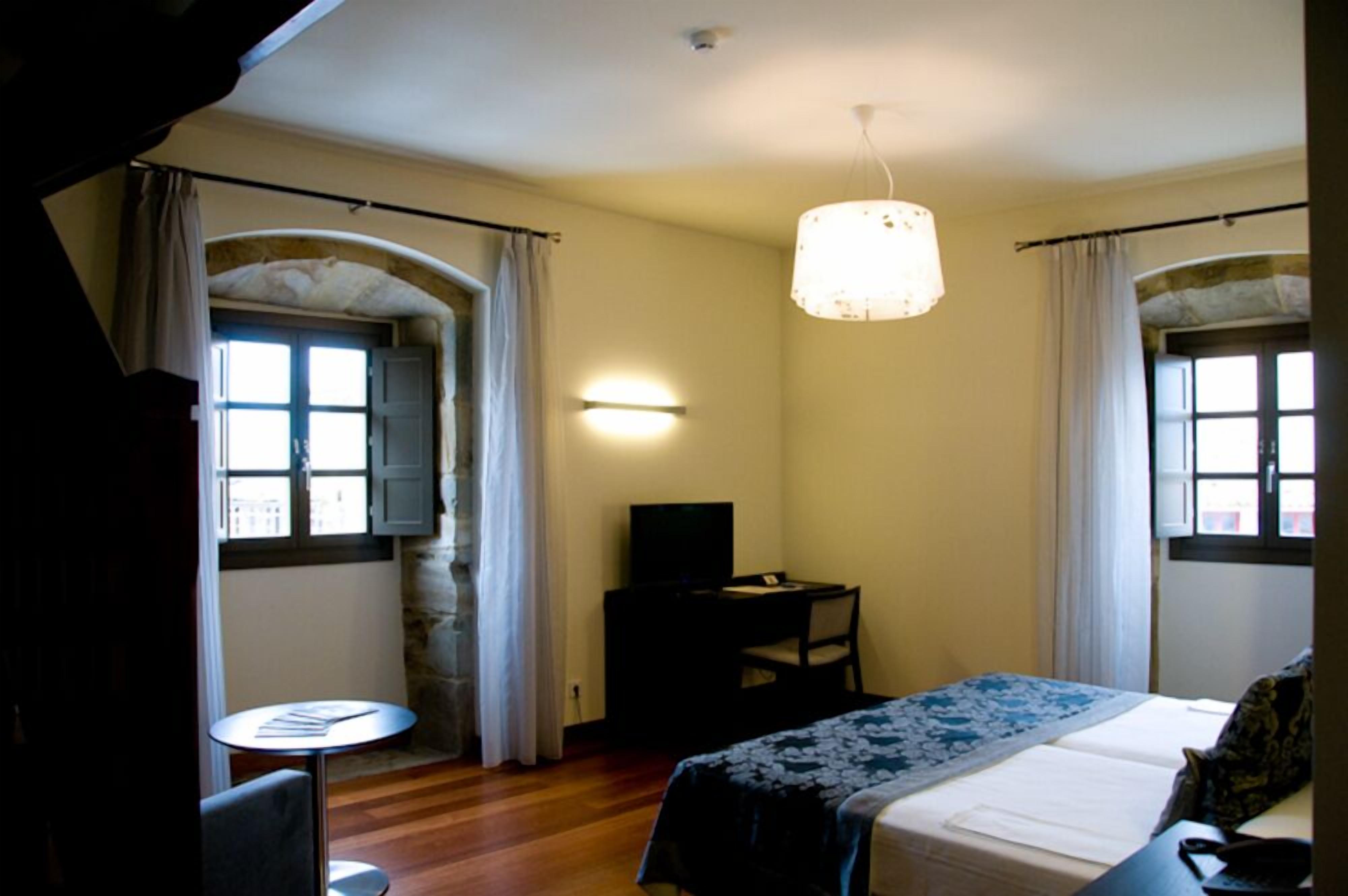 1 bedroom, minibar, desk, blackout curtains