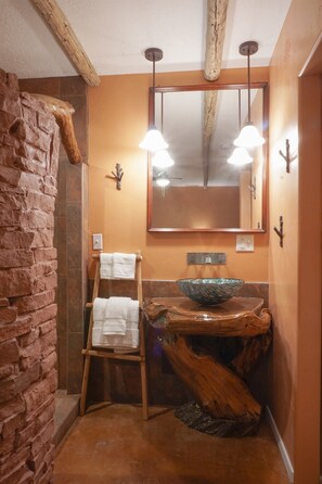 Interior - Two Master Suites ~ Each one Unique ~ In Town~ Close To Restaurants (Kanab)