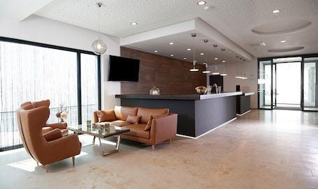 Lobby. HOTEL NEW IN - Ingolstadt - Gaimersheim