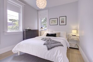 1 bedroom, desk, iron/ironing board, free WiFi