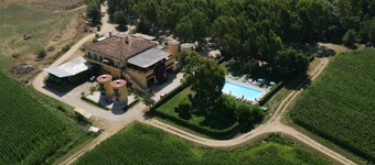 Agriturismo La Petrosa