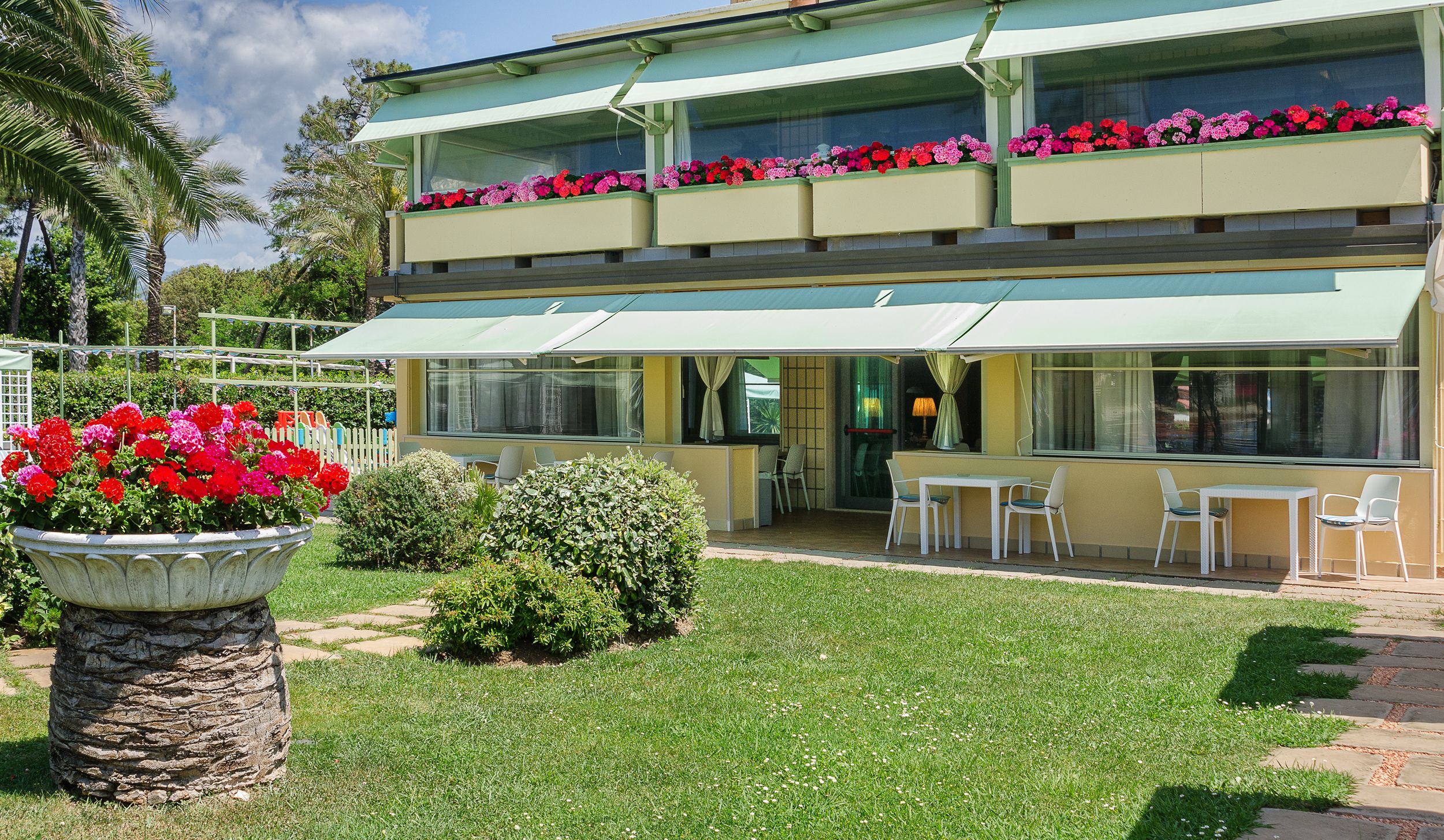 واجهة المنشأة