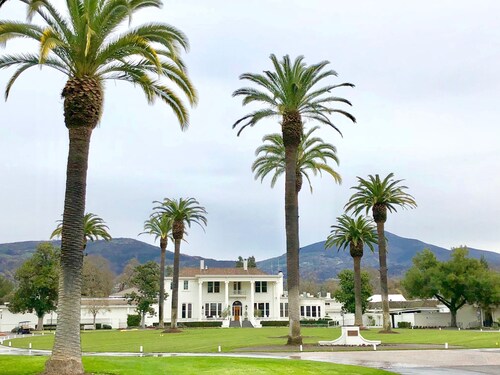Charming 1-Bedroom Suite at Silverado Resort in the Napa Valley